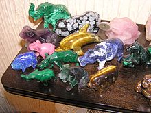 http://upload.wikimedia.org/wikipedia/commons/thumb/a/aa/gem.animals.arp.750pix.jpg/220px-gem.animals.arp.750pix.jpg